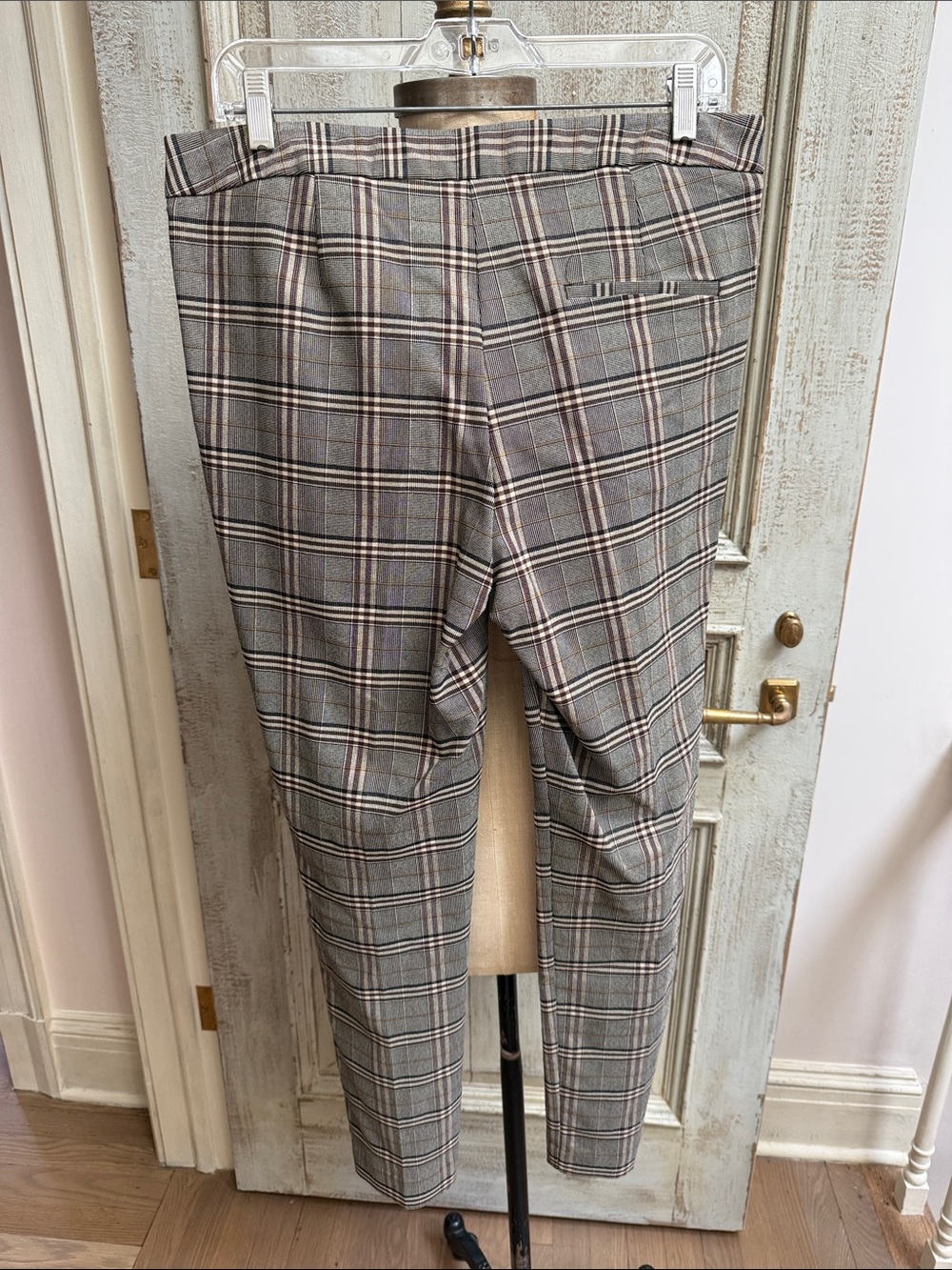 Zara pants - Picture 2 of 3